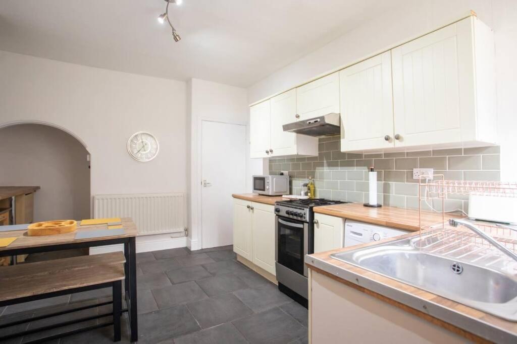 Cosy Home In City Centre Lincoln Exterior foto
